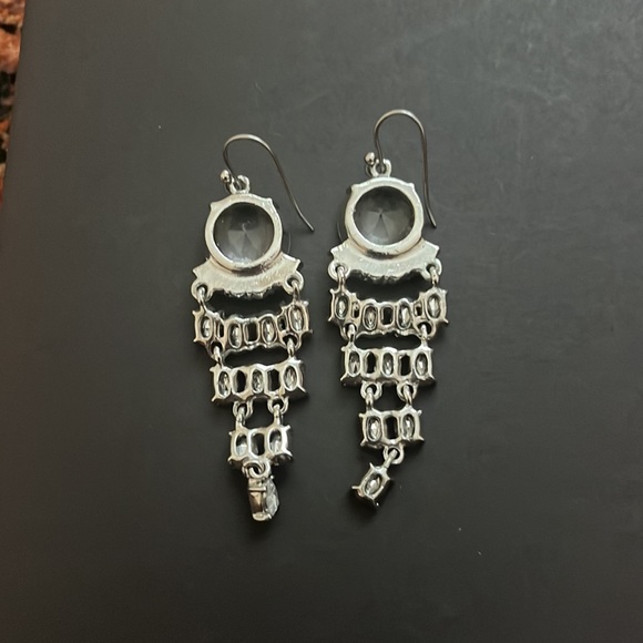 Banana republic earrings - Picture 3 of 3